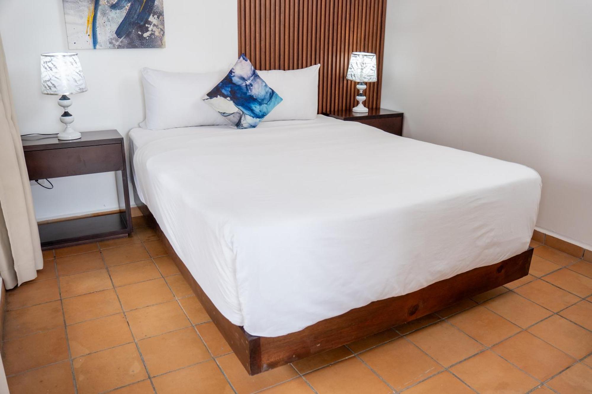 Hotel H4 El Paraiso Eksteriør bilde